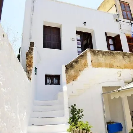 Meandros In Old Town Апартаменты *